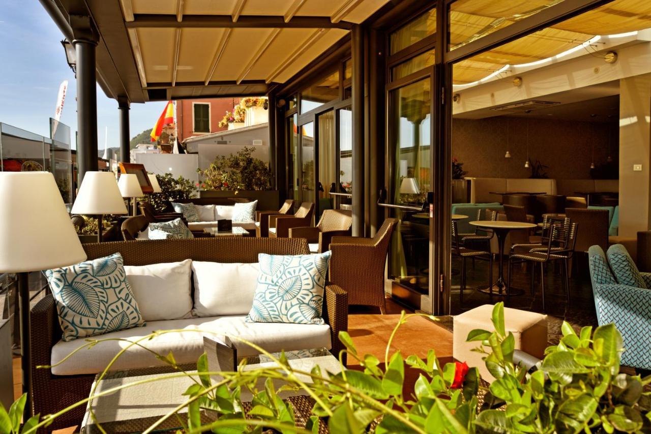 Hotel Ligure อาลัสซิโอ ภายนอก รูปภาพ