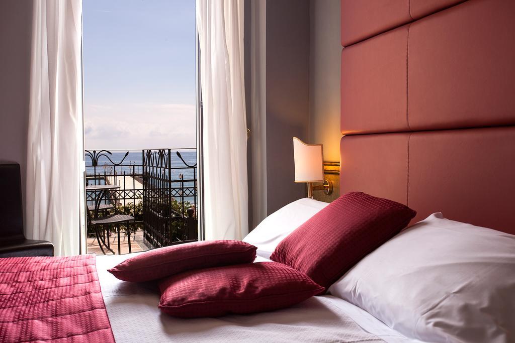 Hotel Ligure อาลัสซิโอ ห้อง รูปภาพ